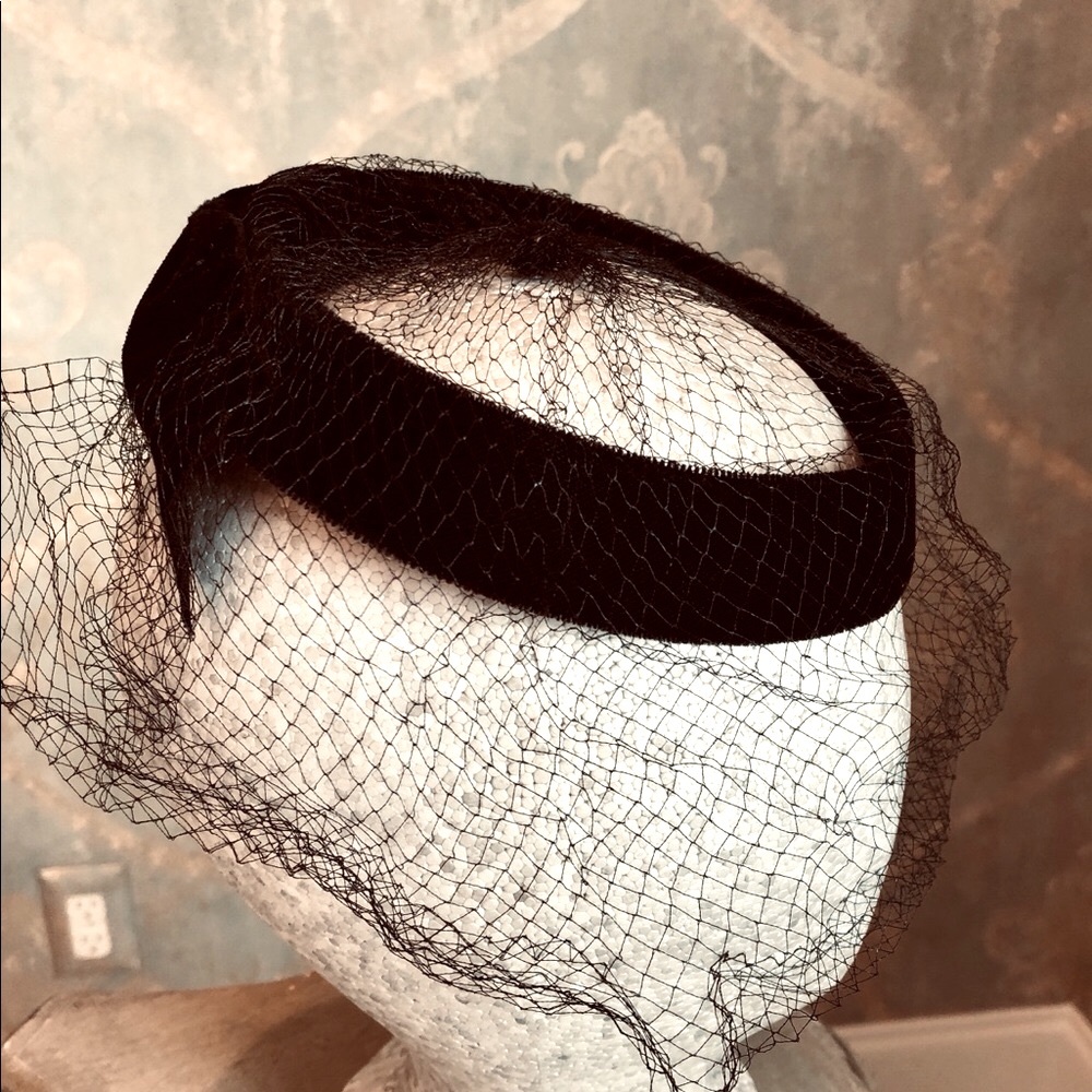VTG  50s velvet veiled bow fascinator mint con